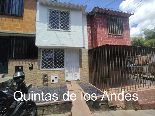 Quintas de los Andes manzana 8 casa 1B